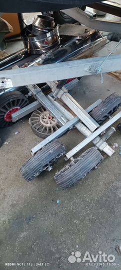 Поддерживающие колёса для лодочного прицепа