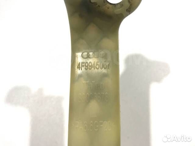 Кронштейн левый Audi A6 C6