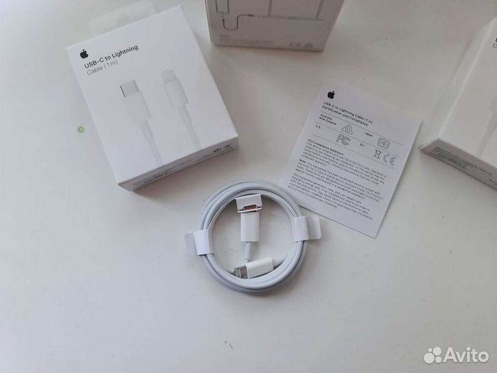 Кабель Apple USB-C to Lightning