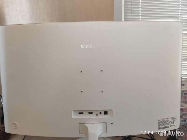 Монитор 32 дюйма изогнутый, Samsung C32F391fwixci