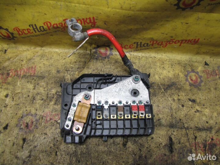 Клемма акб плюс Ford Focus 3