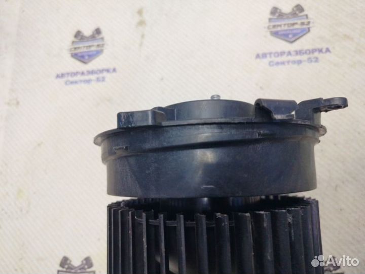 Моторчик отопителя Nissan Qashqai+2 JJ10