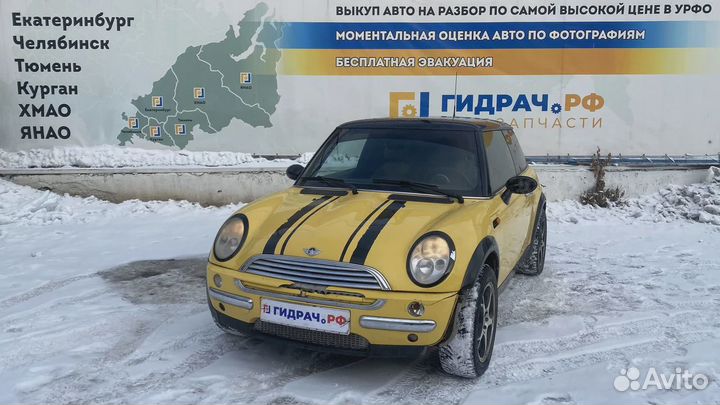 Ручка двери внутренняя правая Mini Cooper (R50) 51