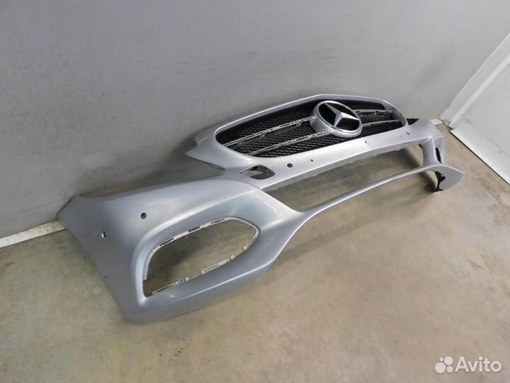 Бампер передний Mercedes-Benz C-Class