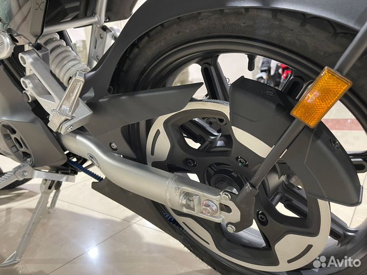 Электромотоцикл Super Soco TC Max