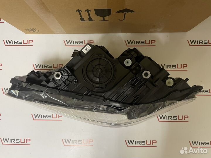 Фара левая BMW G30 Adaptive LED 63117214961