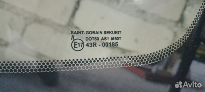 Лобовое стекло Toyota Camry 40