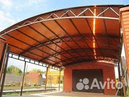 Поликарбонат янтарного цвета