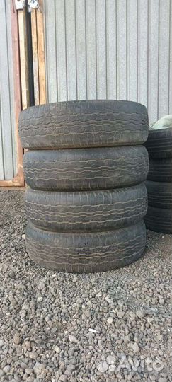 Bridgestone Dueler H/T D687 225/65 R17