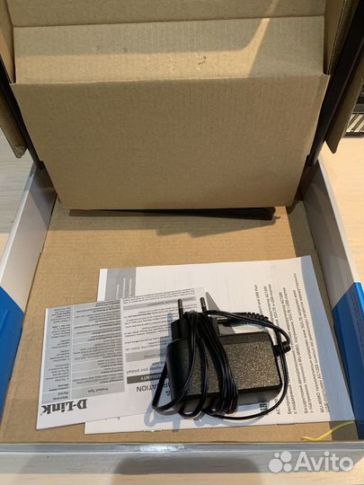 D-Link AC1200 WiFi Gigabit Router (DIR-825)