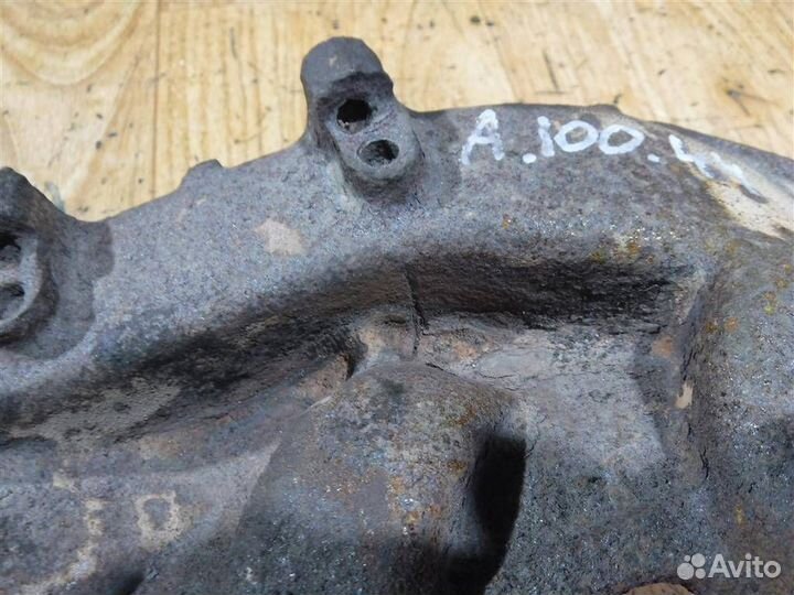 Коллектор выпускной Audi 100/200 44 1983-1991