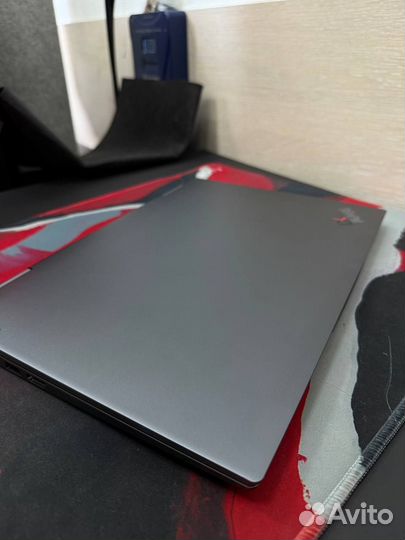 Ноутбук Lenovo ThinkPad X1 Yoga 8th Gen / 512 GB