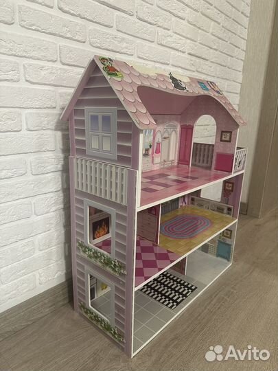Домик кукольный
