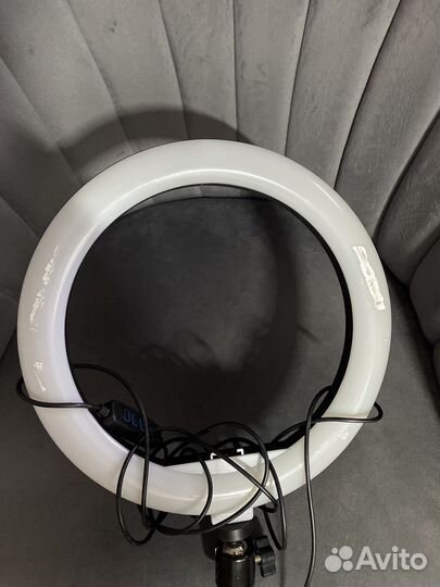 Кольцевая лампа со штативом