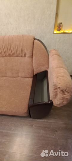 Угловой диван