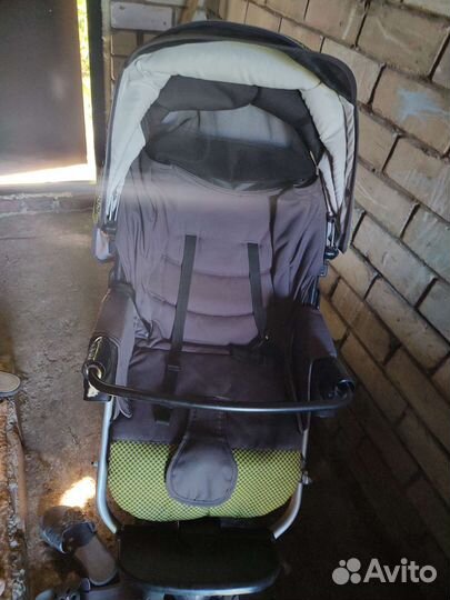 Прогулочная коляска