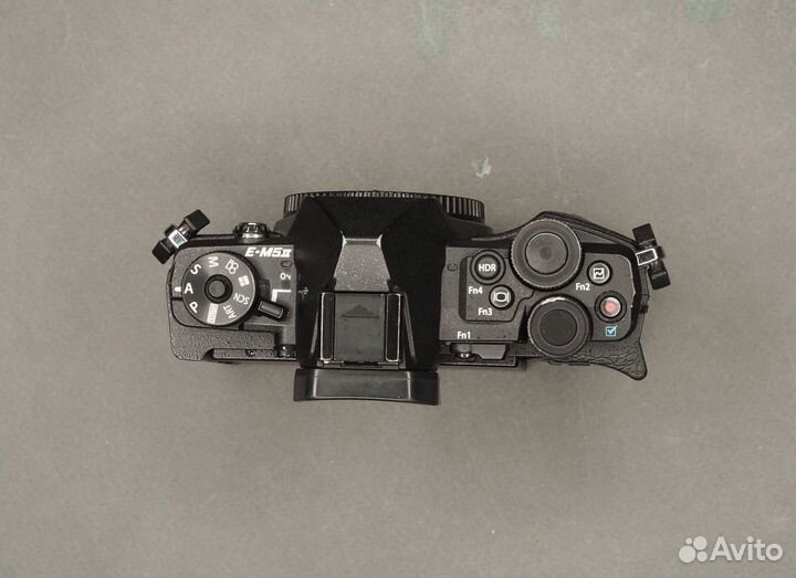 Olympus E-M5 II Black обмен