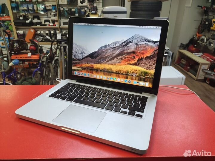 Ноутбук Apple MacBook Pro 13 Mid 2010