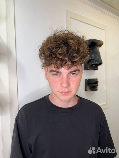 Стрижки, окрашивания, биозавивка, маникюр, педикюр