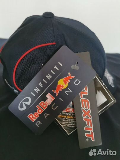 Бейсболка Sebastian Vettel подпись Redbull Racing