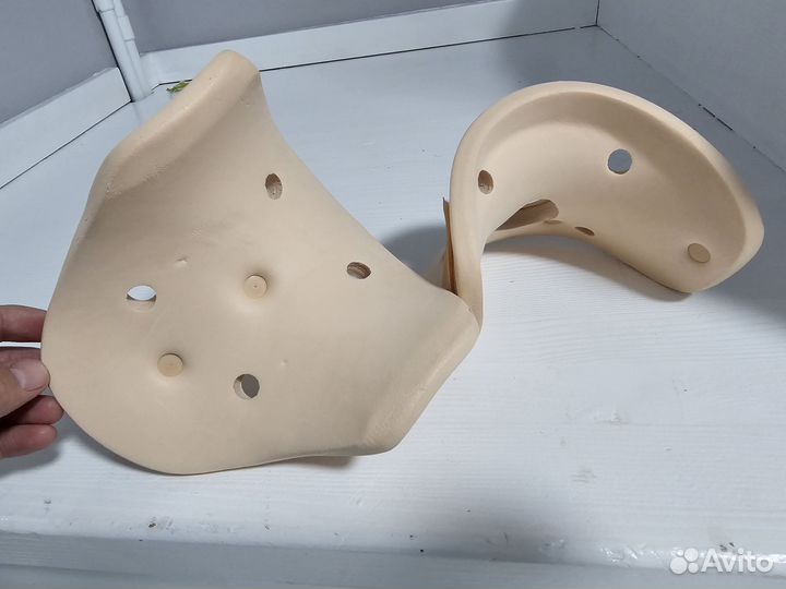 Бандаж для фиксации шейного отдела позвоночника