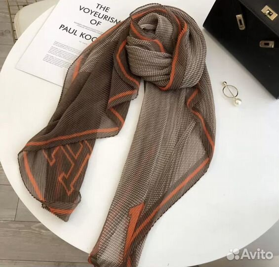 Шарф женский