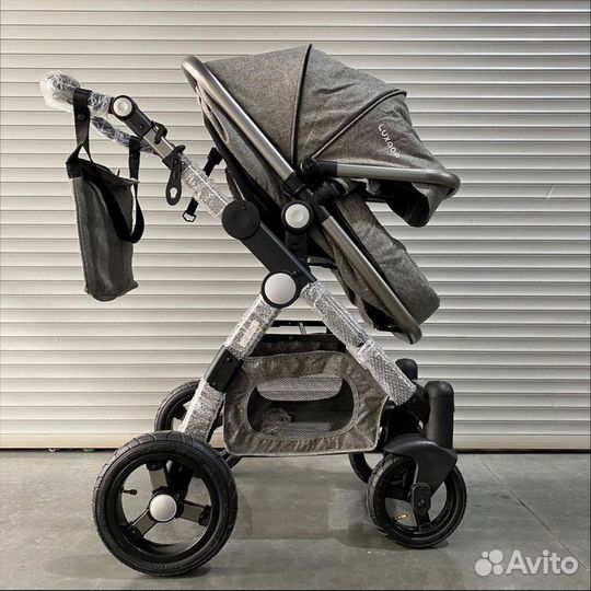 Детская прогулочная коляска