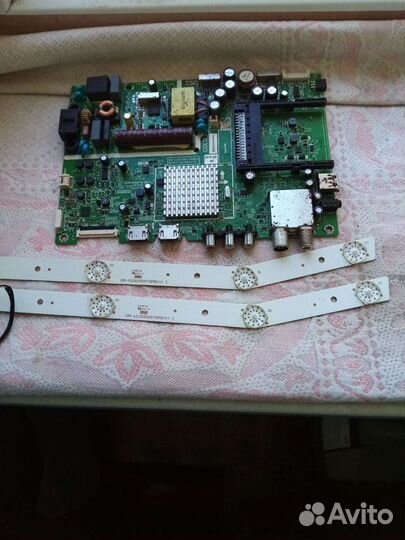 Плата от тв и подсветка