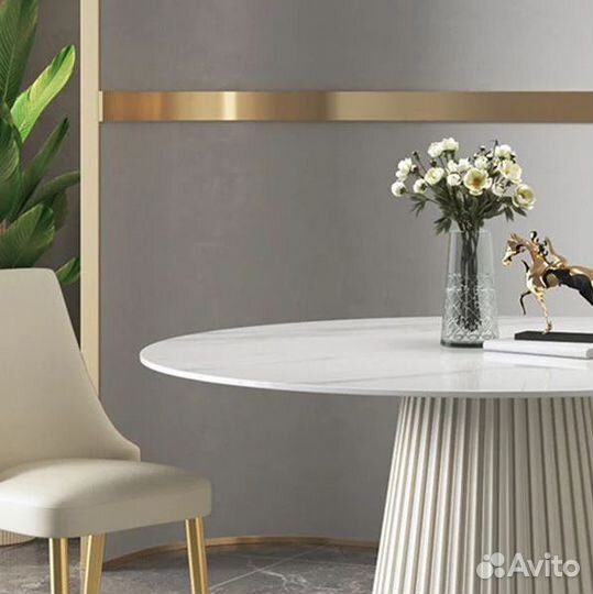 Кухонный стол