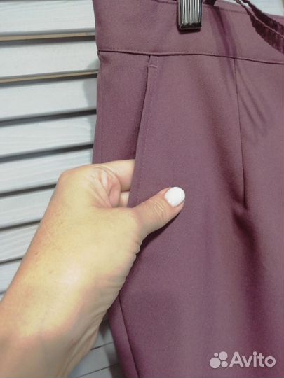 Новый женский костюм пиджак и брюки р.50/52