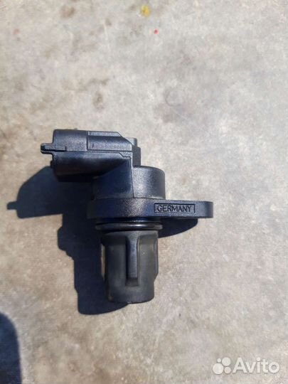 Датчик распредвала Mercedes W211 0232103050