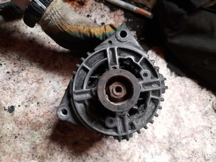 Генератор Mercedes 0101543202