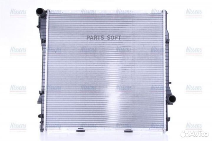 Радиатор охлаждения двс BMW X5 series E53 (2000) X