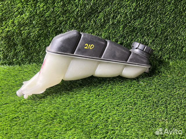 Расширительный бачок на Mersedes w210 e210