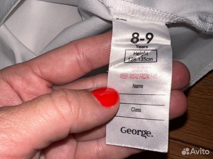 Белые рубашки на мальчика George 128