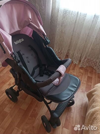 Прогулочная коляска babyton