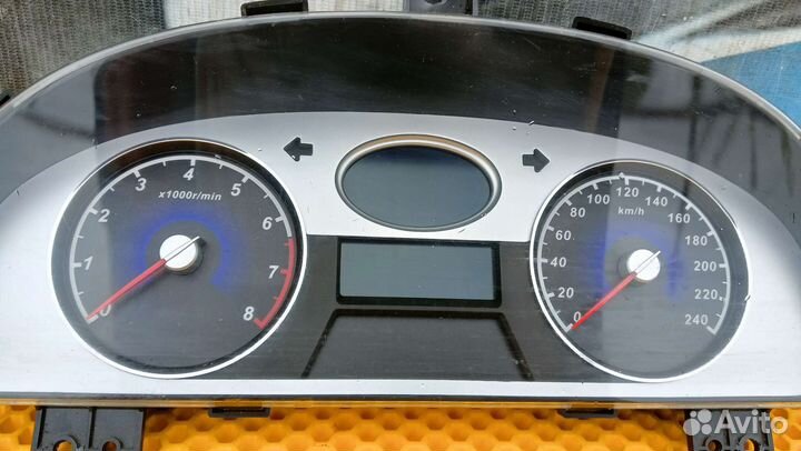 Приборная панель Geely Emgrand EC7