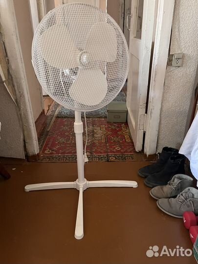 Вентилятор напольный midea