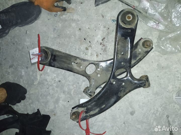 Рычаг передний правый, левый на Солярис, Рио