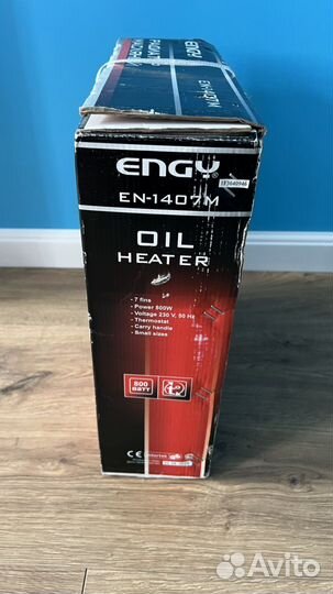 Масляный обогреватель новый на 5 секций