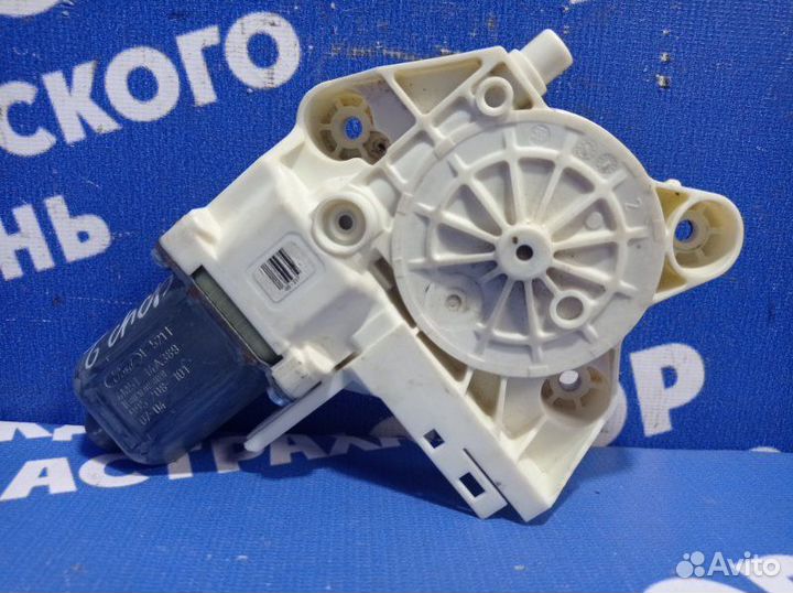 Моторчик стеклоподъемника Ford Focus 2 хэтчбек