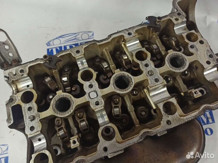 Головка блока правая Mercedes m272