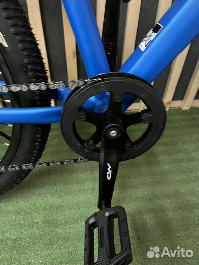 Велосипед с алюминиевой рамой