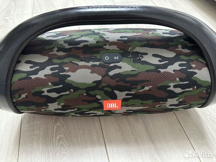 Jbl boombox 1