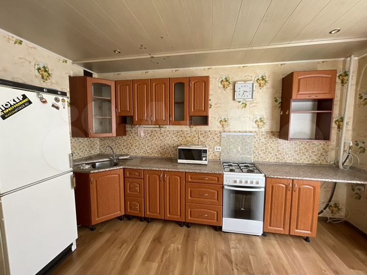 2-к. квартира, 63 м², 1/5 эт.