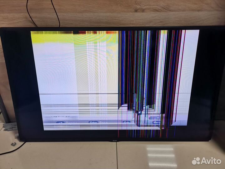 Телевизор Izumi TLE40FD190B (Разбор)(По запчастям)