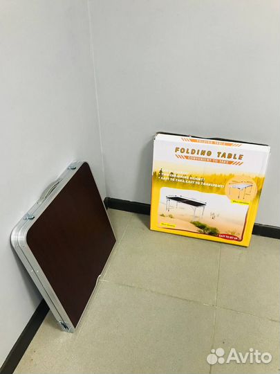 Стол складной + 4 стула