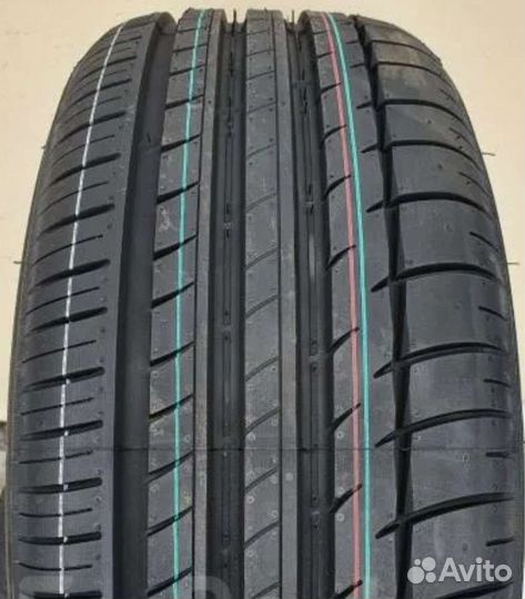 Triangle TH201 215/55 R17