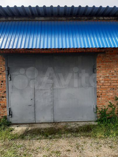 Гараж, > 30 м²