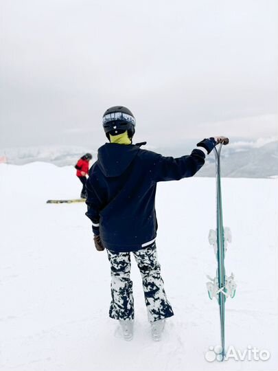 Горнолыжная куртка dc и горнолыжные штаны